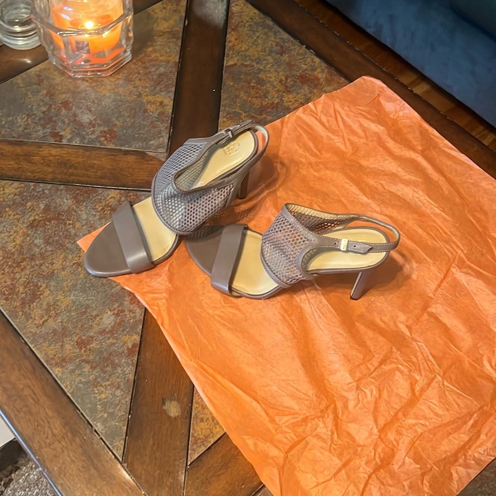 Anne Taylor taupe strappies size 10. GUC, were store displays. Cute for parties
